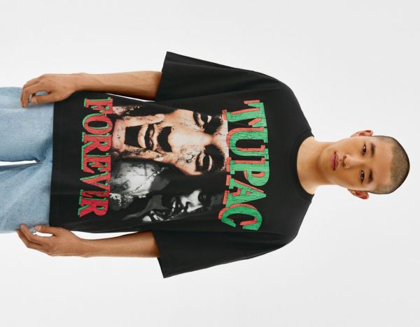 Black Men's Bershka Extra Loose Short Sleeve Tupac T Shirts | YH8XhT8gINl