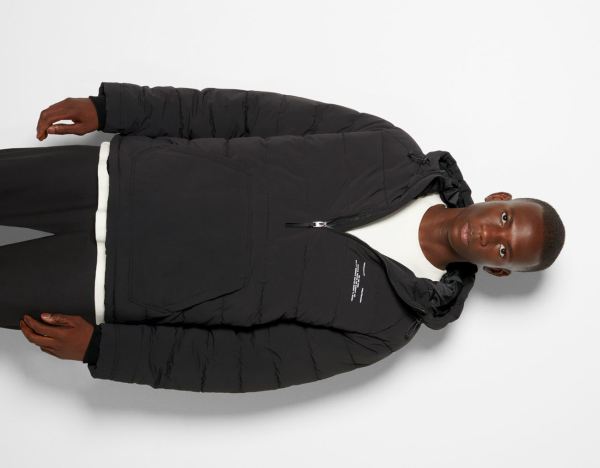 Black Men's Bershka Puffer With Pouch Pocket Jackets | RfXkEVRLC2f