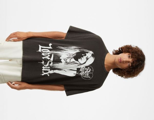 Black Men's Bershka Short Sleeve With An Avril Lavigne Print T Shirts | SYYOt5hBmaX