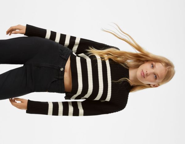 Black Women's Bershka Crew Neck Ribbed Striped Sweater Sweaters | TzwS7RaJ0B7