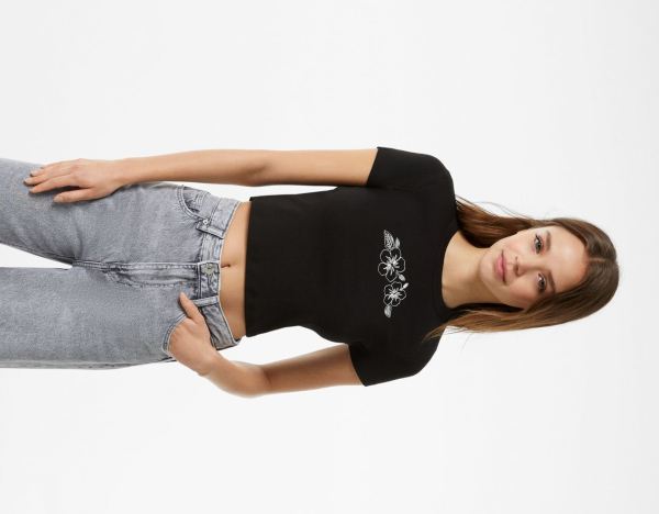 Black Women's Bershka Short Sleeve With Print T Shirts | PYRyUugiCRT