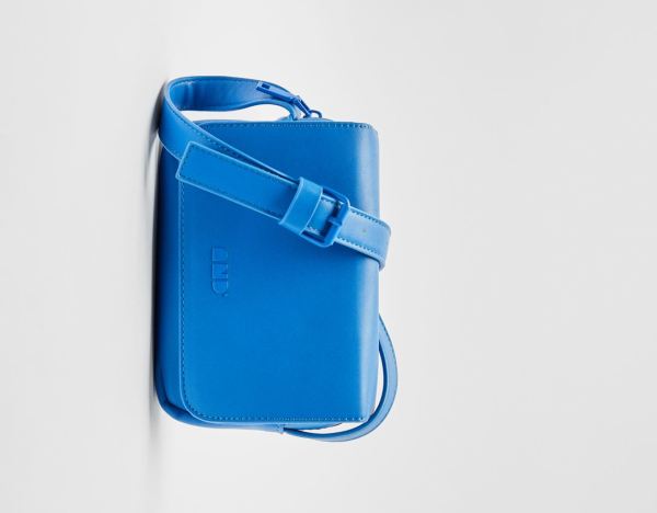 Blue Men's Bershka Crossbody Bags | 7r5vanvE0lA