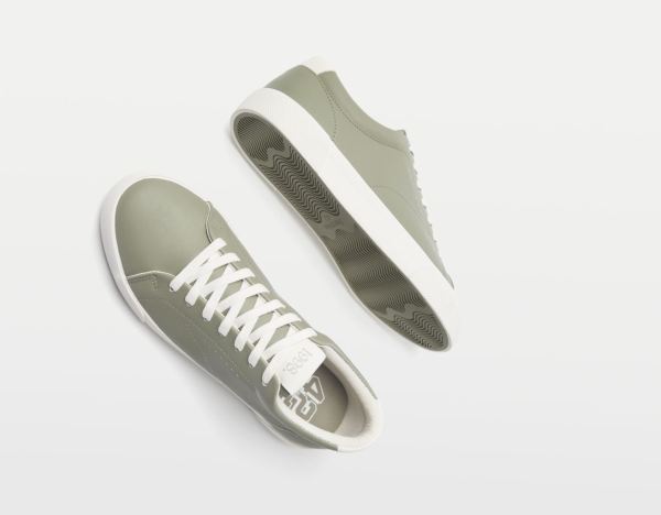 Khaki Men's Bershka Colored Trainers | K2nRx5Jzu4g