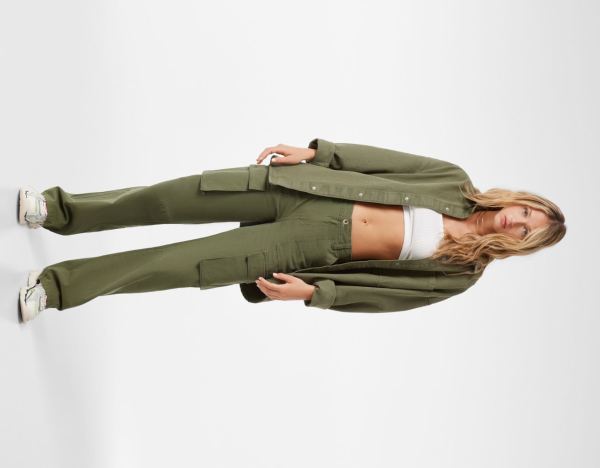 Khaki Women's Bershka Straight Fit Cargo Jeans | MxbBXIpsg8j