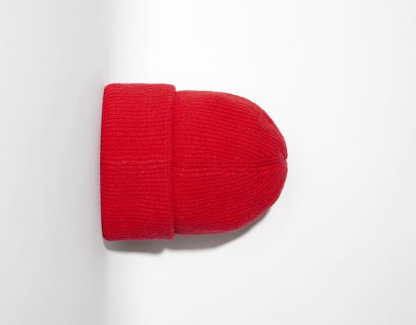 Red Women's Bershka Colored Beanie | fcKqqsVOZkV