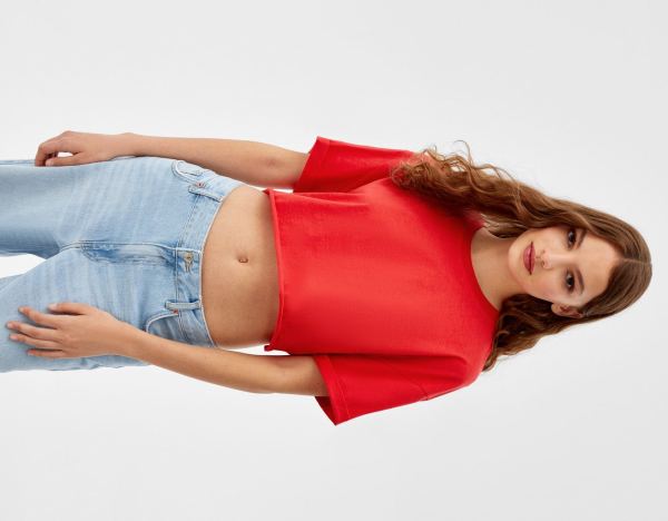 Red Women's Bershka Short Sleeve Cropped T Shirts | tlteKlgaOOl