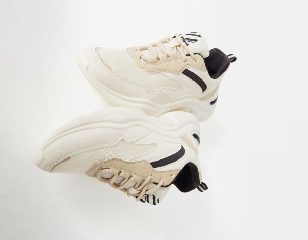 White Women's Bershka Contrasting With Mesh Detail Sneakers | Lq9VVVBS9Wh