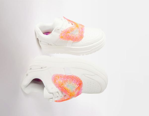 White Women's Bershka Platform With Butterfly Detail Sneakers | yDdveMnenut