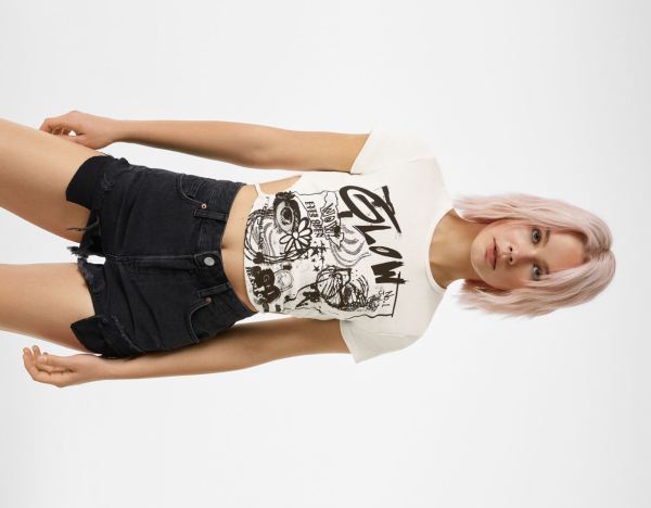 White Women's Bershka Short Sleeve Printed With Cut-out Detail On The Sides T Shirts | sGl1VHztIEV