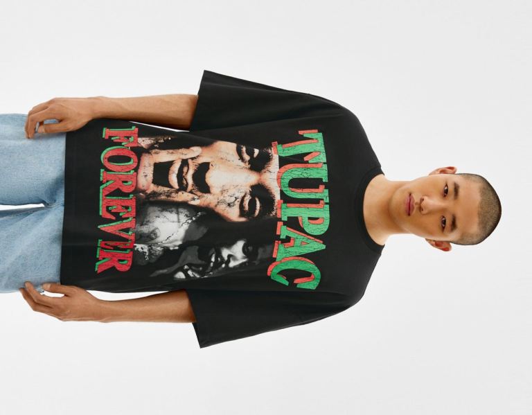 Black Men\'s Bershka Extra Loose Short Sleeve Tupac T Shirts | VPNvllWviUJ