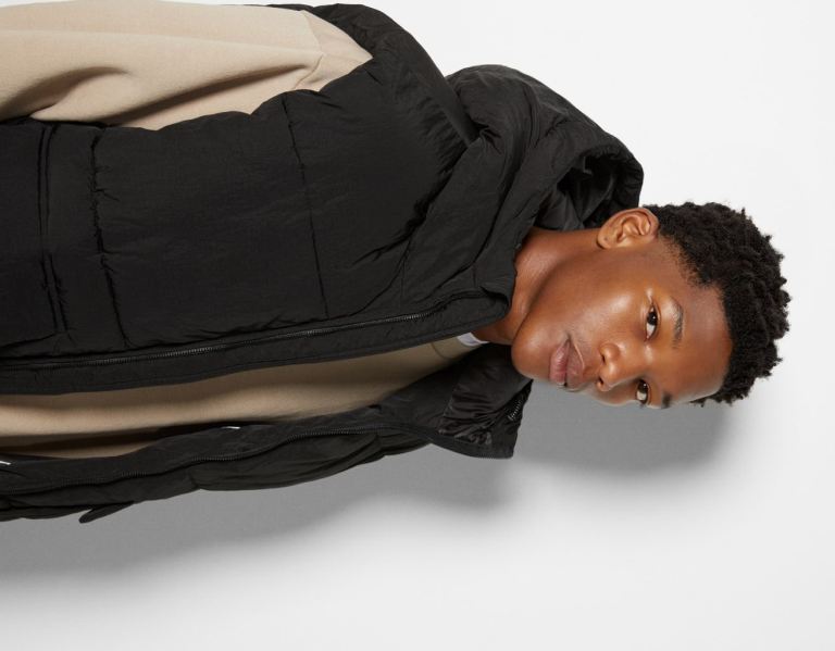 Black Men's Bershka Hooded Puffer Vest | 9Yxfs2XrjWj