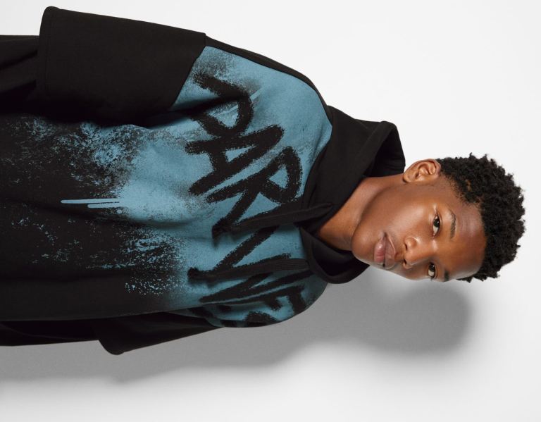 Black Men's Bershka Printed Oversize Hoodie With Double Sleeves Tracksuits | Wjn43QqCEBS