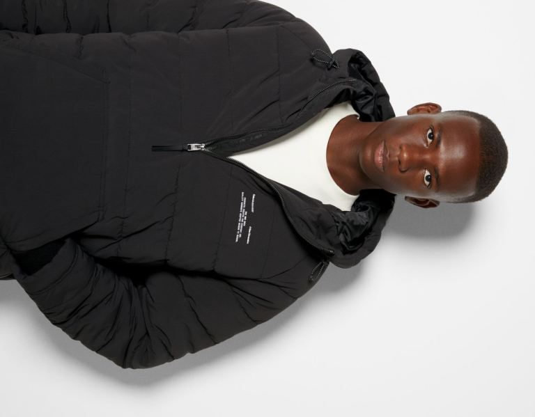 Black Men's Bershka Puffer With Pouch Pocket Down Jackets | ljHxk9BbgD6