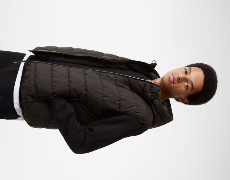 Black Men's Bershka Quilted Vest With Hood Outerwear | CWRtsoCDdIh