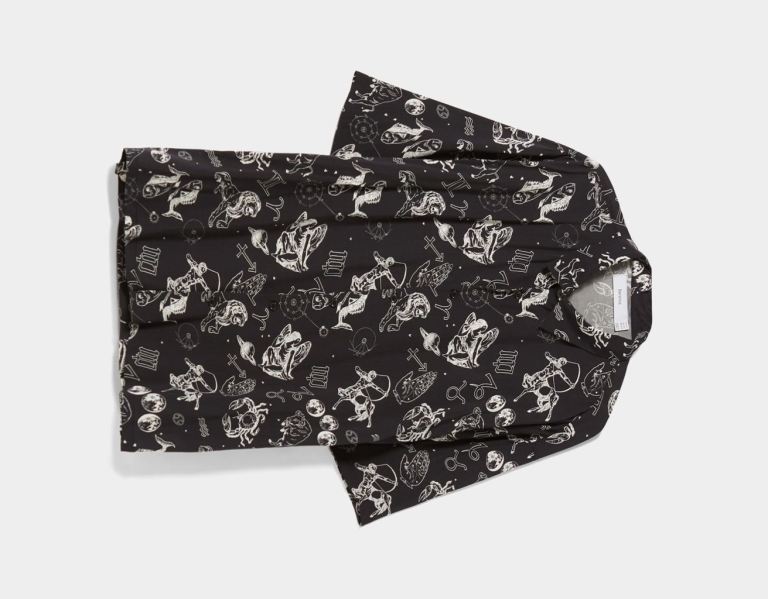 Black Men's Bershka Relaxed-fit Esoteric Print With Short Sleeves Shirts | VuHtItbL6Uv