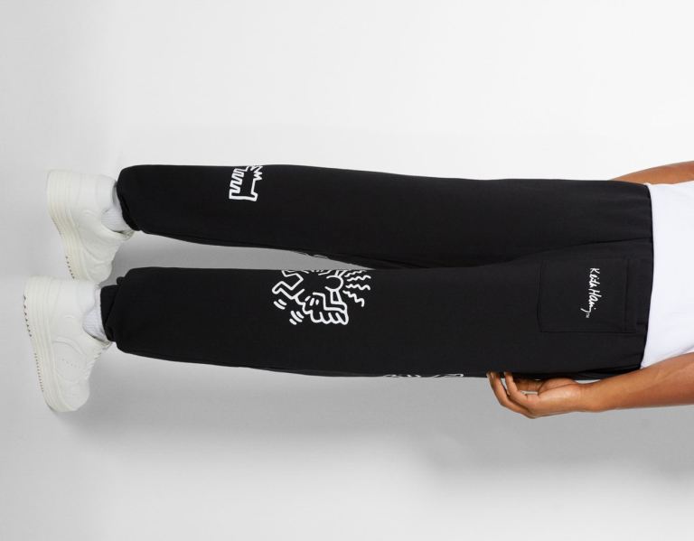 Black Men's Bershka Sweatpants With Keith Haring Print Tracksuits | DOQDjebUqsE