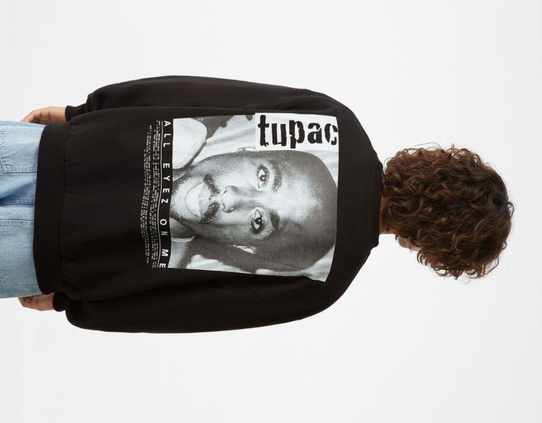 Black Men's Bershka Tupac Crew Neck Sweatshirts | 9NuCJaucVtg