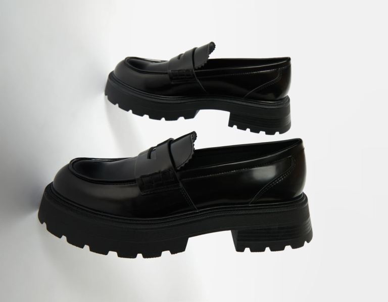 Black Women\'s Bershka Loafers With Track Soles Suits | uZAiJjbeuRf