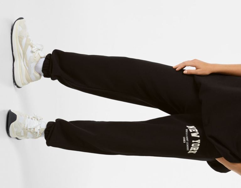 Black Women's Bershka Plush Sweat Pants | qxWICm3PU7p