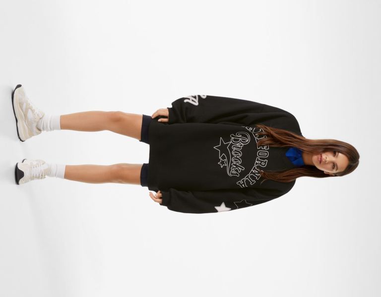 Black Women's Bershka Printed Oversize V-neck Sweatshirts | 5Fi97t7R0cx