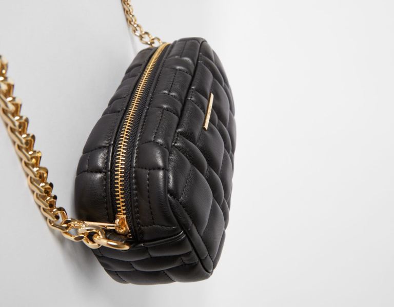 Black Women's Bershka Quilted Hand With Chain Strap Bags | 4RUYuAwy4zS