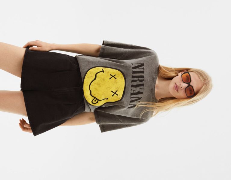 Black Women\'s Bershka Short Sleeve Happy Face Nirvana Print T Shirts | uWEmanAA62p