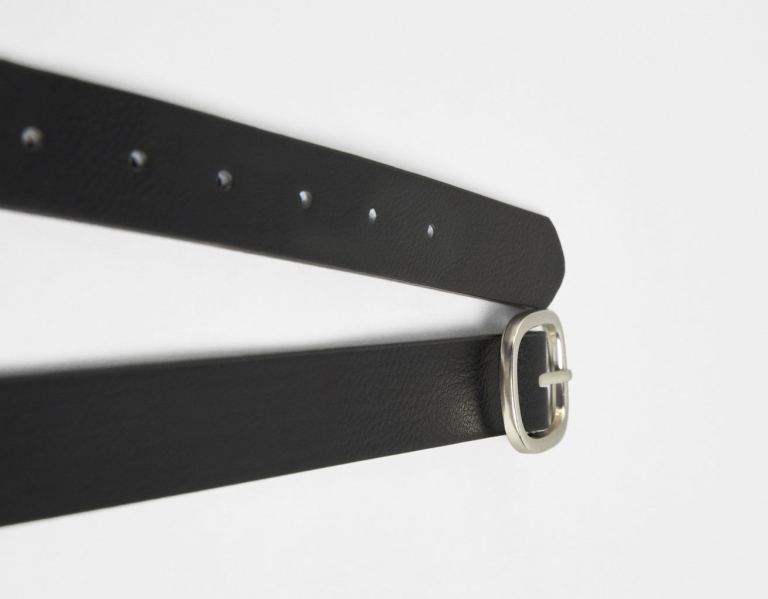 Black Women's Bershka Solid With Silver Buckle Belts | LAJWn5BV30u