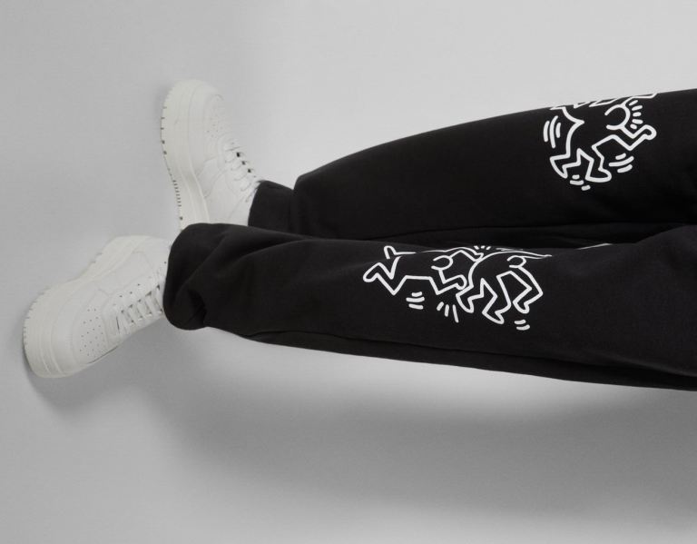 Black Women's Bershka Sweat With Keith Haring Print Pants | l9kwRgocpnQ