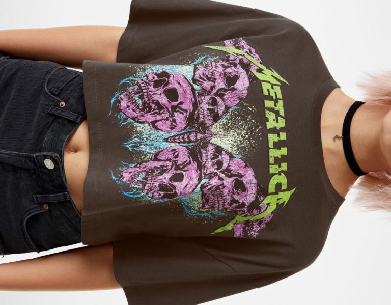 Black Women's Bershka With Metallica Print T Shirts | GrA0iJn9NXg