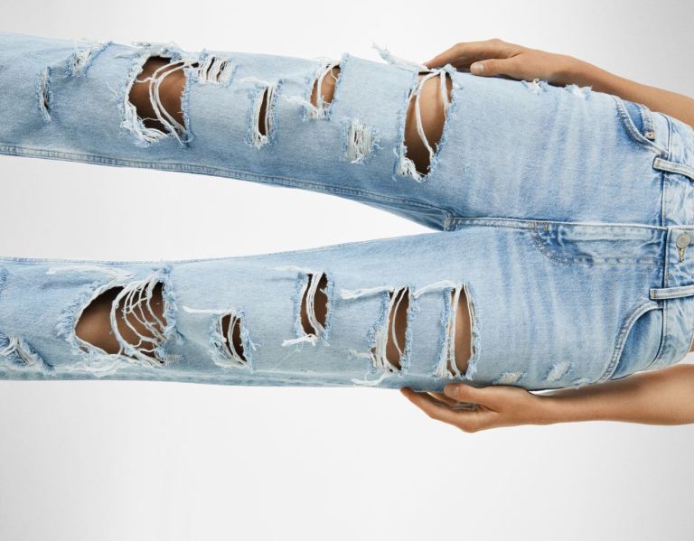 Blue Women's Bershka Ripped, Cropped, Straight-leg Jeans | zyGMcQAW3Gk