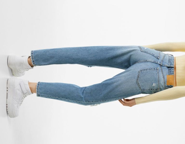 Blue Women's Bershka Ripped Mom Jeans | jWNx0czdiyQ