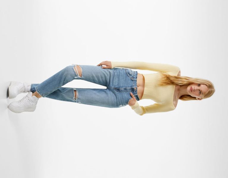 Blue Women\'s Bershka Ripped Mom Jeans | jWNx0czdiyQ