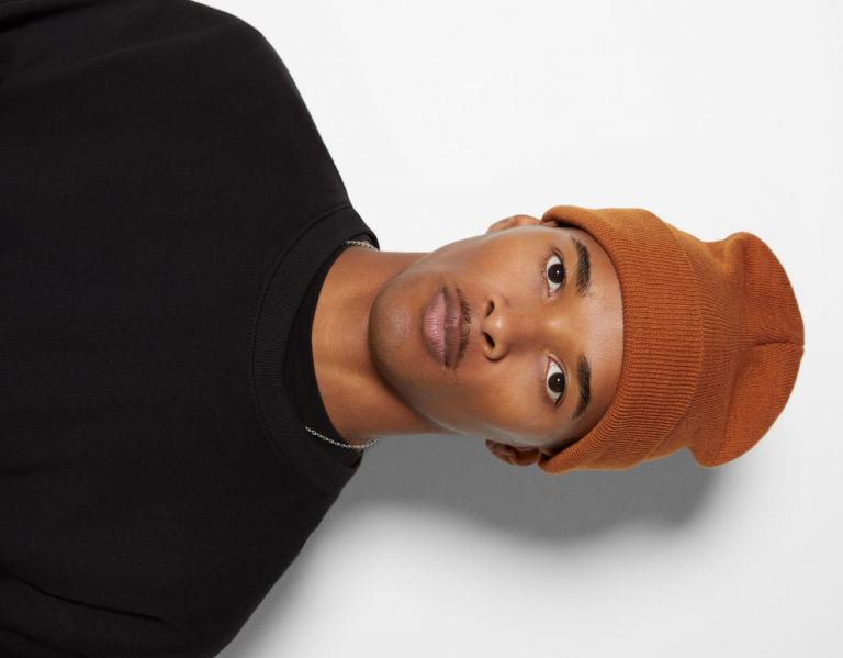 Brown Men's Bershka Basic Beanie Caps | qLjUr91QeAx