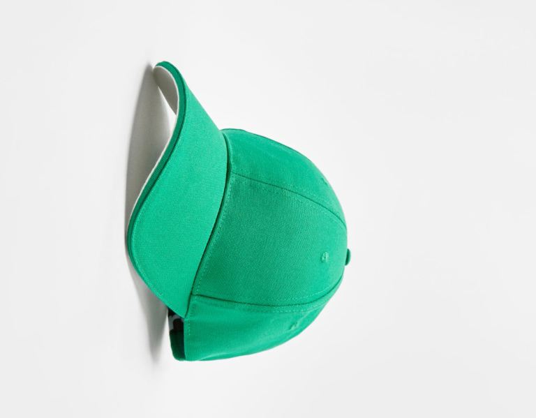 Green Men's Bershka Basic Caps | 9DNJyw1sAkH