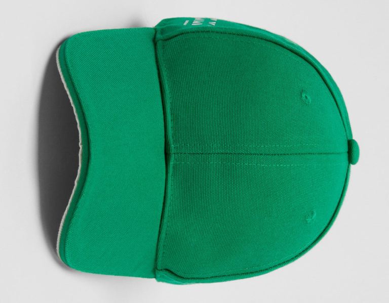 Green Men's Bershka Basic Caps | 9DNJyw1sAkH