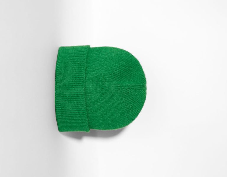 Green Men's Bershka Short Beanie Caps | fXGx64aJxKT