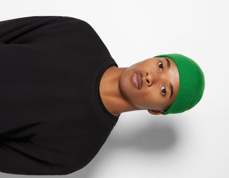 Green Men's Bershka Short Beanie Caps | fXGx64aJxKT