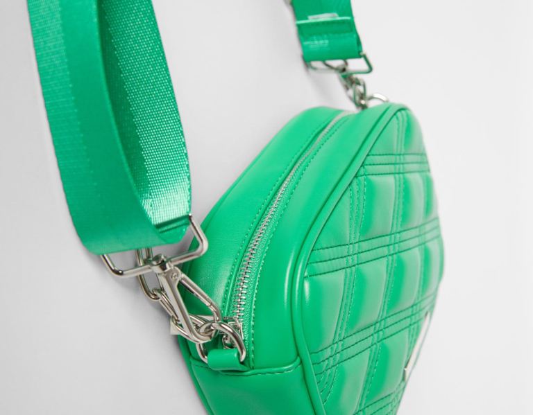 Green Women's Bershka Crossbody With Chain Bags | PcyZjUWQVX8