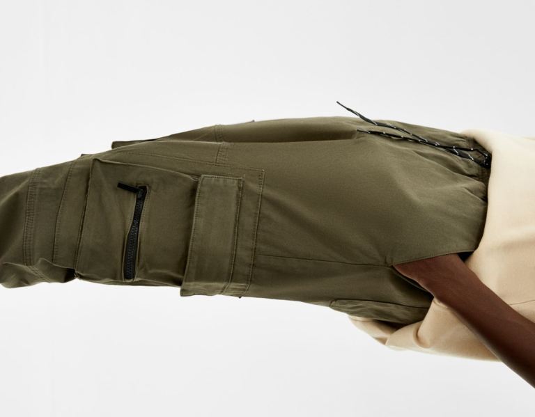 Khaki Men's Bershka Cargo Joggers Pants | RrVyMpuRkCq