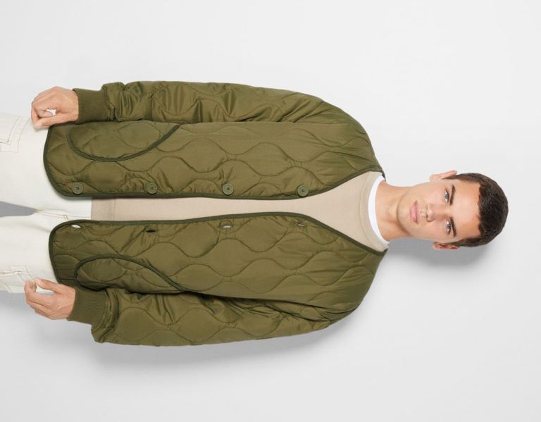 Khaki Men\'s Bershka V-neck Quilted Jackets | bG7kKxnpYvL