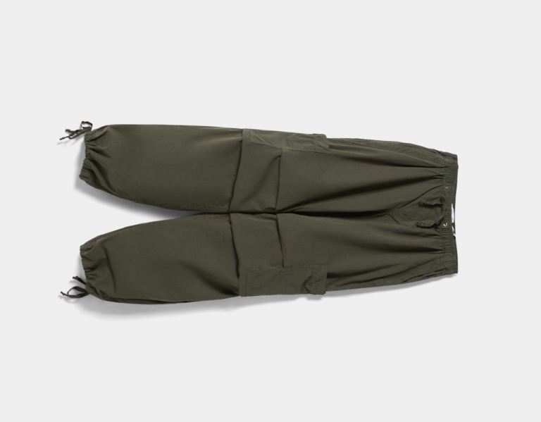 Khaki Women's Bershka Cargo Parachute Pants | lHeOo5uPeWI