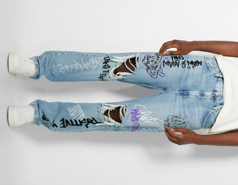 Light Blue Men's Bershka 90's Wide Graffiti Print Jeans | u09JNrj8thJ