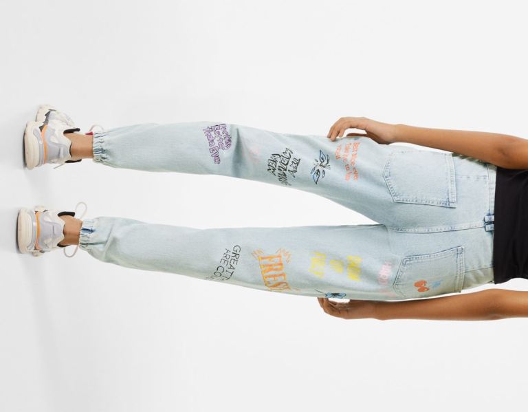 Light Blue Women's Bershka Graffiti Print Jogger Jeans | fys4E6TZnOB