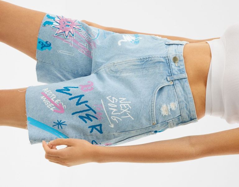 Light Blue Women's Bershka Printed Denim With Patch Shorts | c3YGOyMaYpc