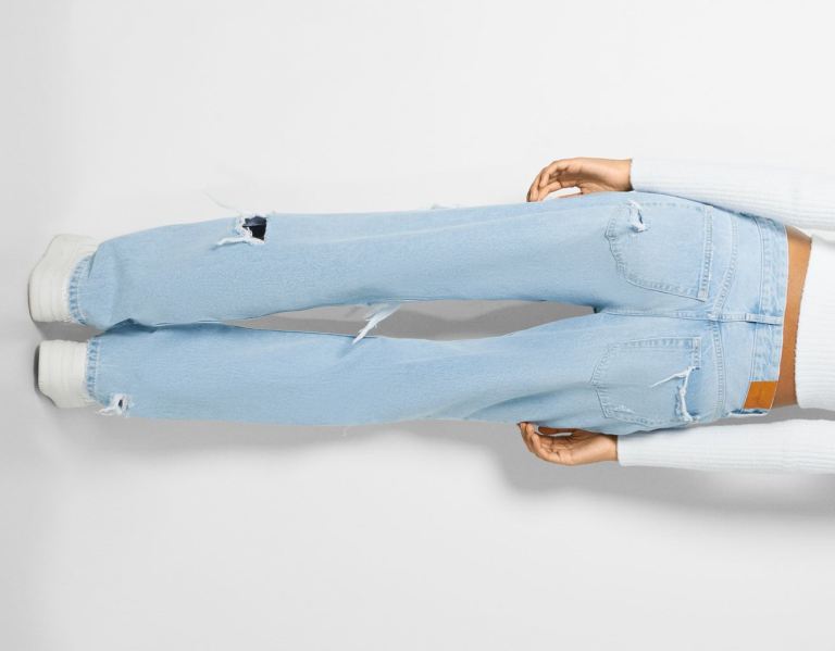 Light Blue Women's Bershka Ripped Straight Vintage Jeans | CXGqElA6DGf