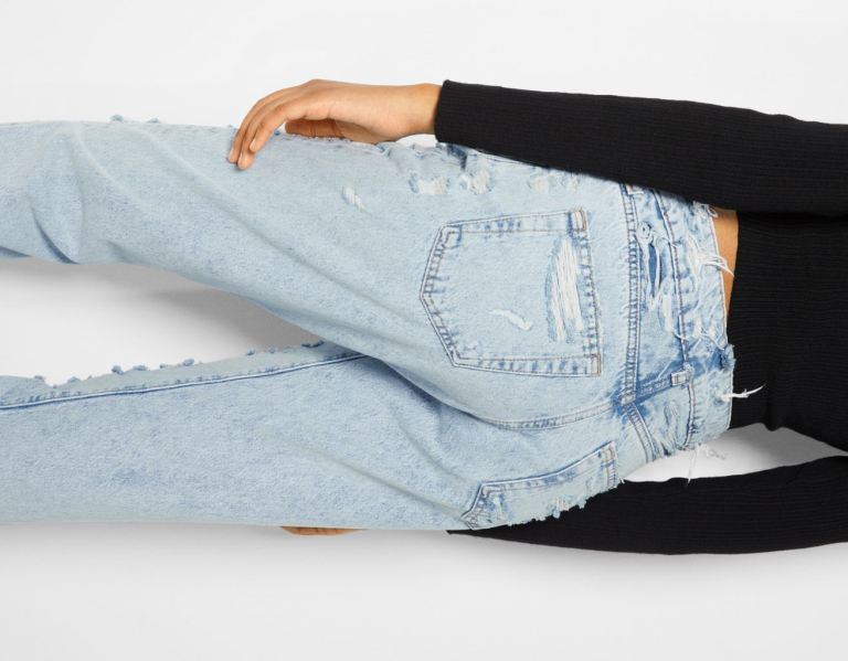 Light Blue Women's Bershka Ripped Straight Vintage Jeans | KEwWa7Z0vGE