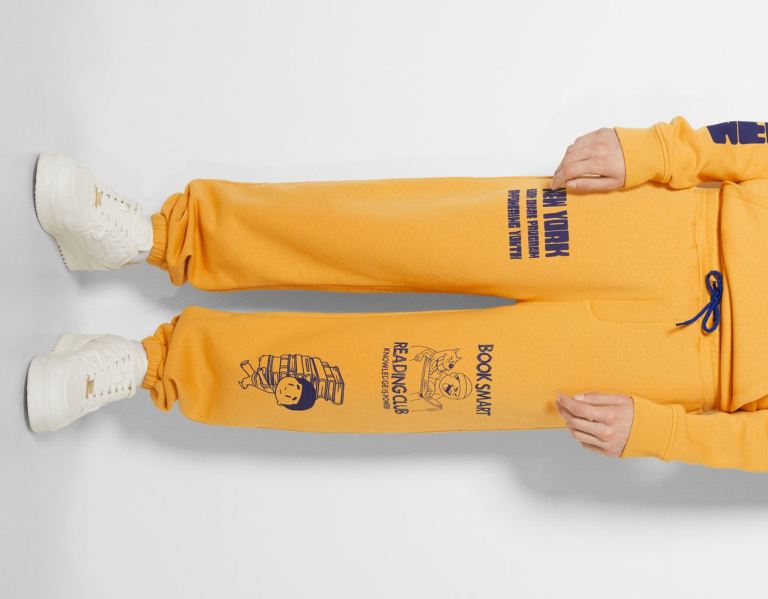 Mustard Men's Bershka Oversize Plush Joggers Pants | Y06FVB7toL0