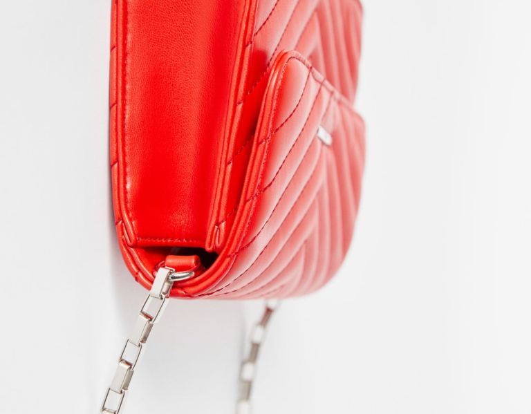 Red Women's Bershka Quilted Hand With Chain Bags | fYWkm7nnY6x