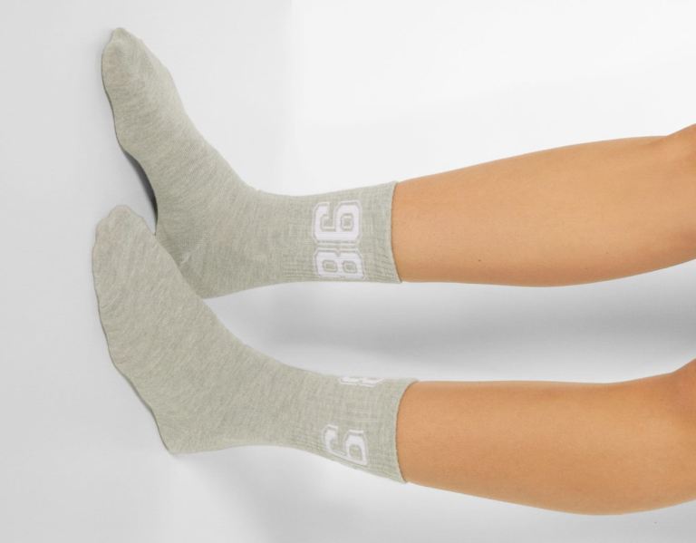 Red Women's Bershka Wide Socks | tpbPEfAI9Ob