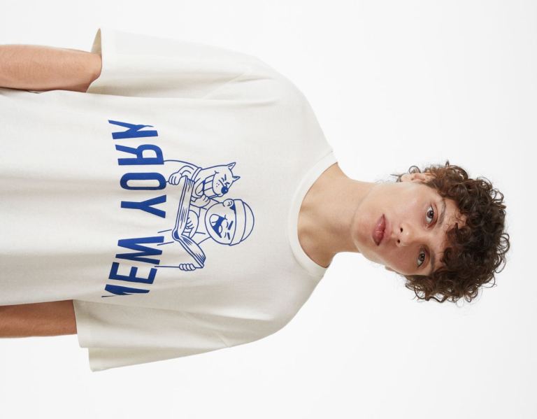 White Men's Bershka Boxy-fit Printed T Shirts | 2J8nwycfGKS